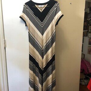 CALVIN KLEIN Womens floor length Dress.